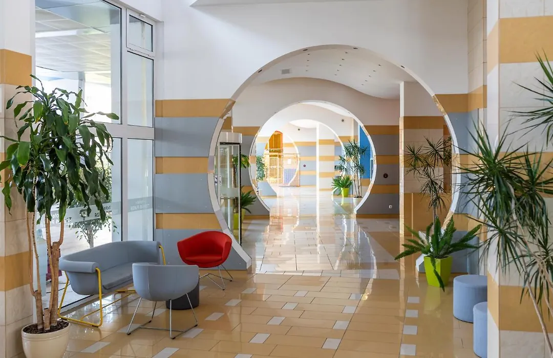 Trakia Plaza Hotel & Apartments-1