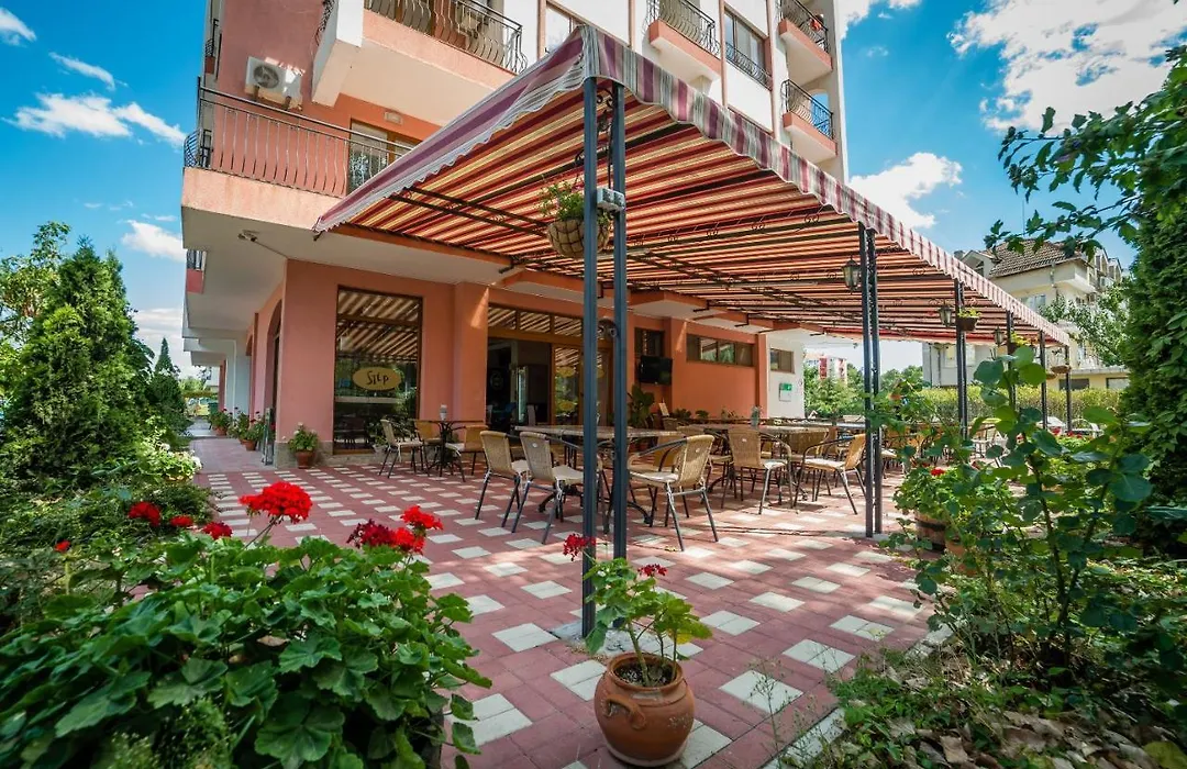Step Hotel-1